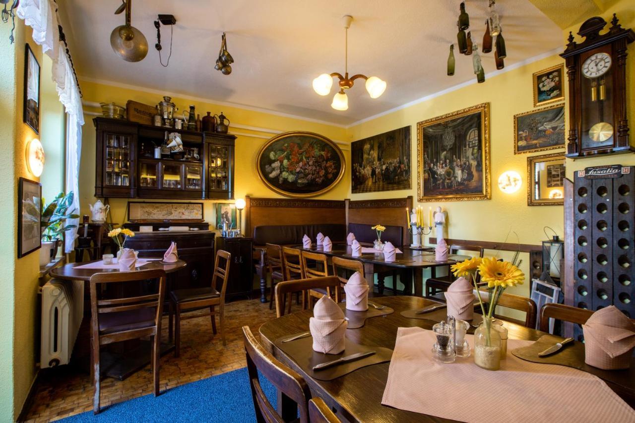 Hotel Brueckenschaenke Sebnitz Buitenkant foto